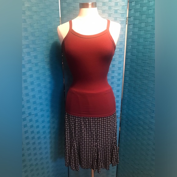 Briggs New York Stretch Flounce Hem Skirt and tank lot sold together. - Picture 6 of 13